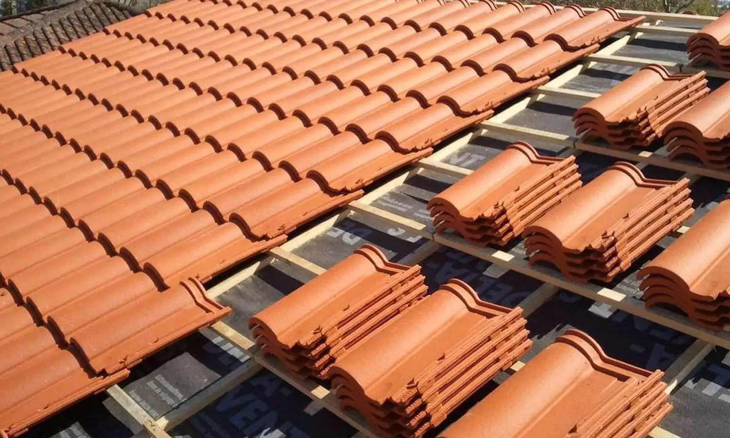 montajul tigla ceramica pe acoperis